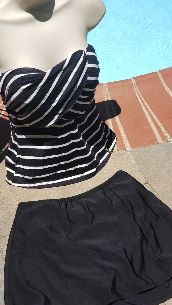 Bath Suit Top / Bottom Skirt